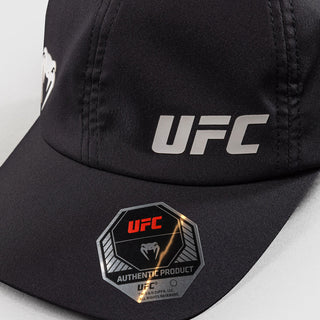 Czapka z daszkiem Venum UFC Fight Week Unity czarno-biała 