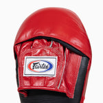 Tarcze Bokserskie Łapy Fairtex Pro Angular FMV8 Black-Red