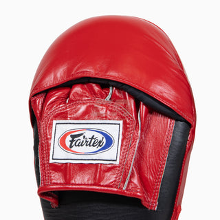 Tarcze Bokserskie Łapy Fairtex Pro Angular FMV8 Black-Red