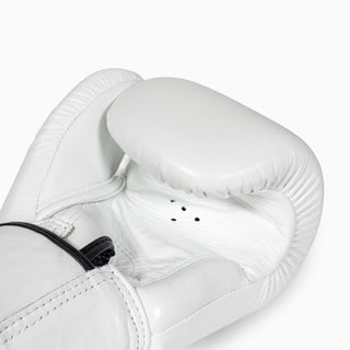 Rękawice do Muay Thai Fairtex BGV1 Biały 