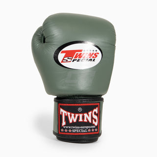 Rękawice do Muay Thai Twins Special BGVL3 Wojskowa zieleń