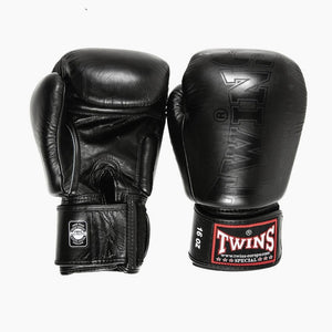 Rękawice do Muay Thai Twins Special BGVL 8 Core Czarny