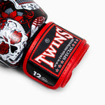 Rękawice do Muay Thai Twins Special FBGVL 3 Skull Czerwony 