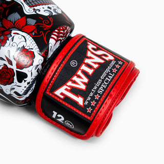 Rękawice do Muay Thai Twins Special FBGVL 3 Skull Czerwony 