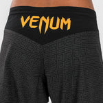 Spodenki MMA Venum X Ares 2.0 Czarny-złoty 