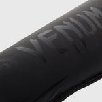 Ochraniacze Piszczeli z Parapiede Venum Challenger Nero Black 