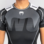 Rashguard Venum Adrenaline krótkie rękawy Czarny-szary 