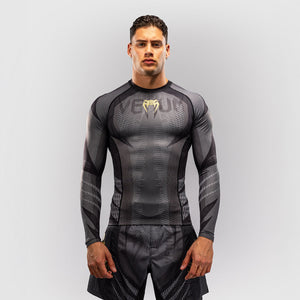 Rashguard Venum Galactic 3.0 długi rękaw Czarny-złoty-Combat Arena