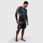 Rashguard Venum Tekken 8 King długie rękawy Czarny-żółty-Combat Arena