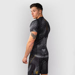 Rashguard Venum Matupa krótki rękaw czarno-szary 